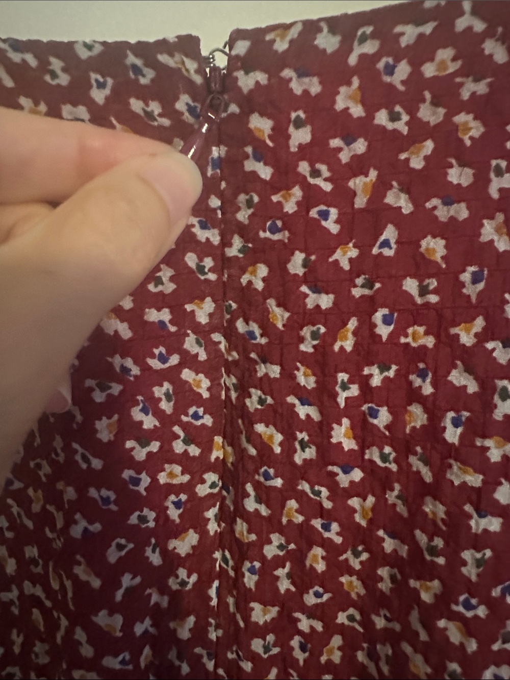 Madewell Burgundy Floral V-Neck Tiered Midi Dress - Picture 7 of 8